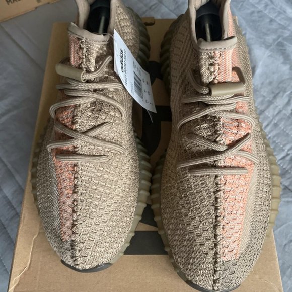 Yeezy Boost 350 V2“Eliada”